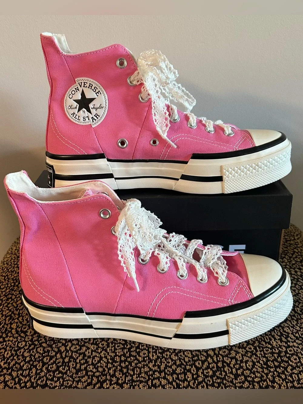 NEW Converse Chuck 70 Plus Pink Canvas High-Top Platform, Bonus Crochet Laces